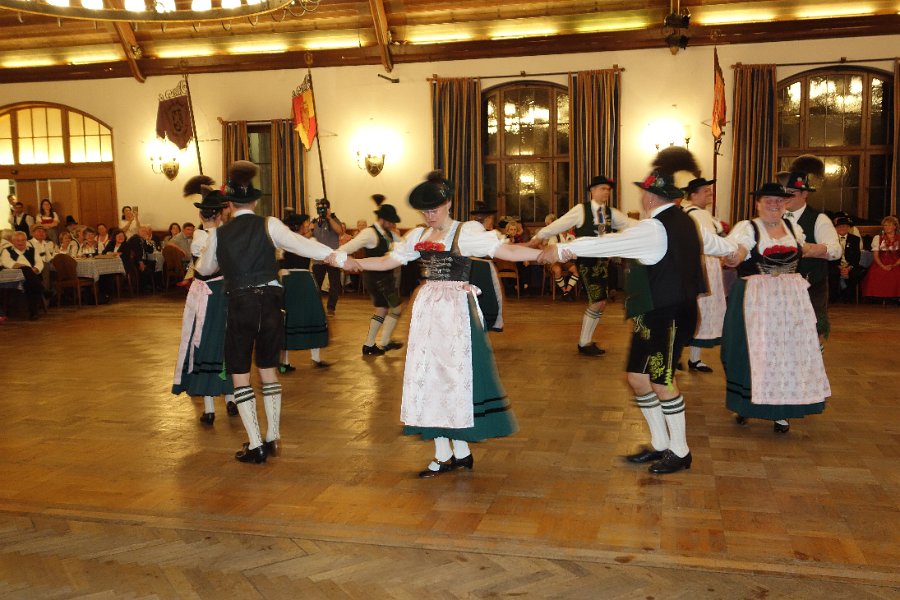 Trachtenverein im HB 10